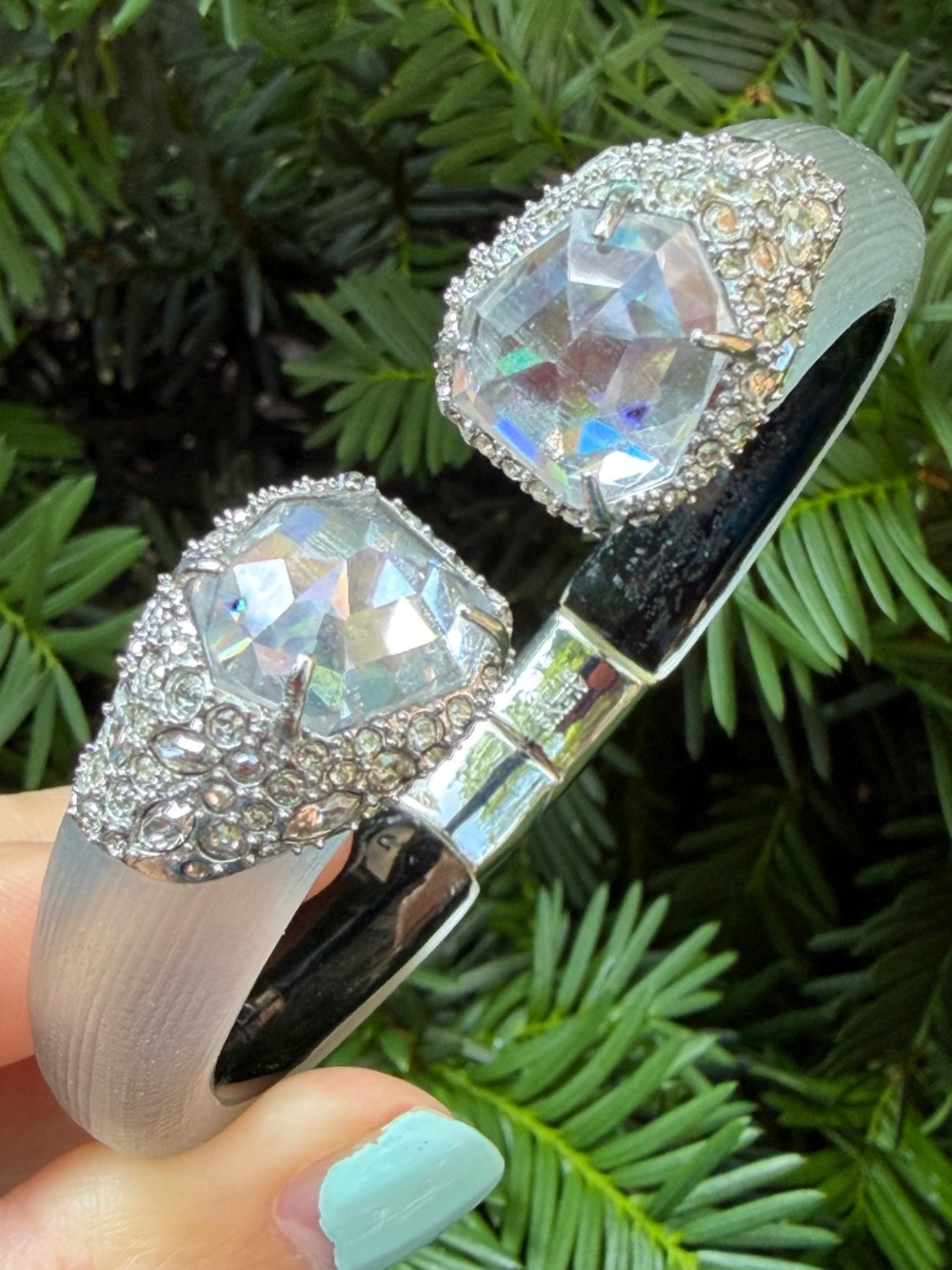ALEXIS BITTAR CRYSTAL DECO COLLECTION SILVER LUCITE HINGED CUFF BANGLE BRACELET